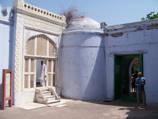 Tomb of Aurangazeb Alamger.