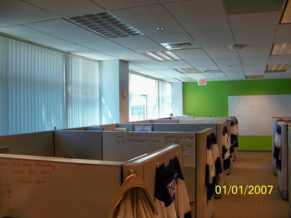 New cubicle at CommerceHub.