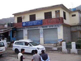 Tso Pema / Rewalsar Bank.
