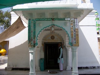 Tomb of Aurangazeb Alamger.