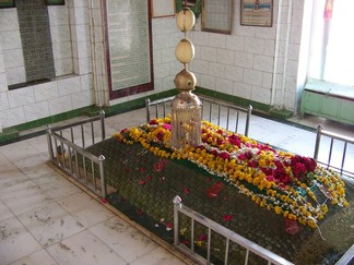 Tomb of Aurangazeb Alamger.