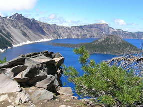 Wizard Island, Crater Lake.