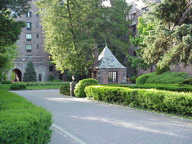 Driveway to Susan's.